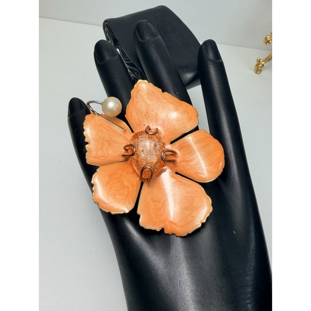 Gold Tone Green Enamel Flower Statement Ring Sz 7 - Spring Summer Vintage Party